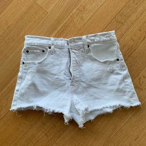 White Abercrombie high rise mom shorts
